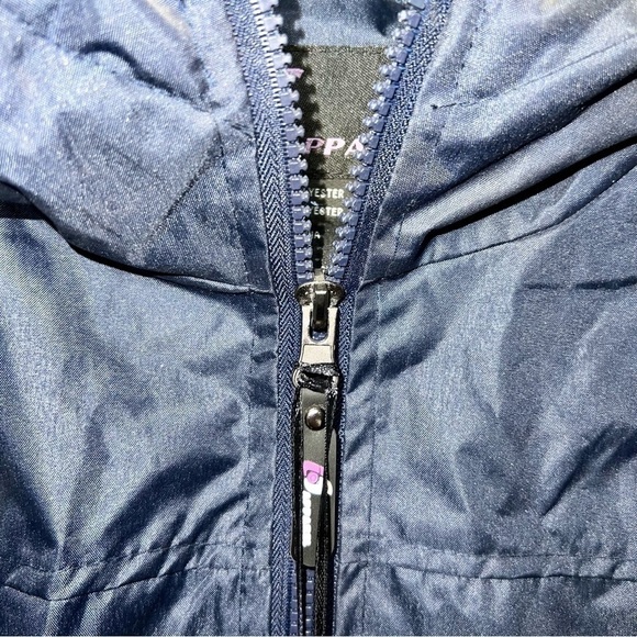 IS Apparel Rain Jacket Size Medium Yakima River Blue Pink Wind Resistant Hooded - Picture 4 of 10